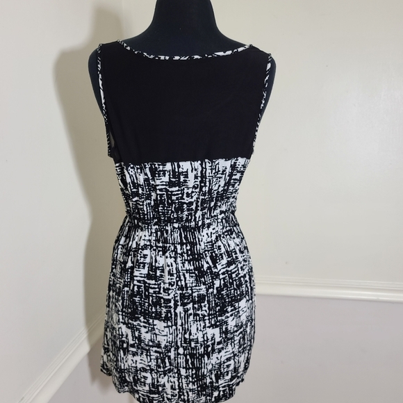 Forever 21 mini dress sleeveless sz M - Picture 6 of 9